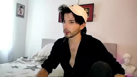 Snapshot of camilosaennz chatting on 09-14-25, 09:14 camilo online show from 09-14-25, 09:14