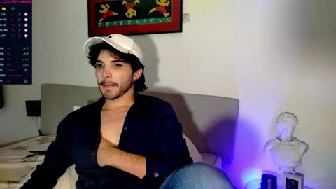 Snapshot of camilosaennz chatting on 09-25-25, 02:04 camilo online show from 09-25-25, 02:04