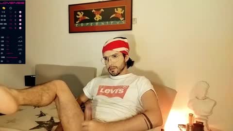 Snapshot of camilosaennz chatting on 09-30-25, 05:56 camilo online show from 09-30-25, 05:56