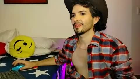 Snapshot of camilosaennz chatting on 11-04-25, 05:06 camilo online show from 11-04-25, 05:06