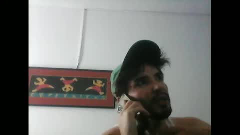 Snapshot of camilosaennz chatting on 11-10-25, 06:51 camilo online show from 11-10-25, 06:51