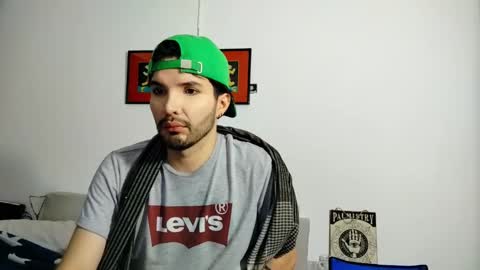 Snapshot of camilosaennz chatting on 11-20-25, 12:05 camilo online show from 11-20-25, 12:05