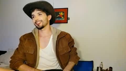 Snapshot of camilosaennz chatting on 11-30-25, 02:48 camilo online show from 11-30-25, 02:48