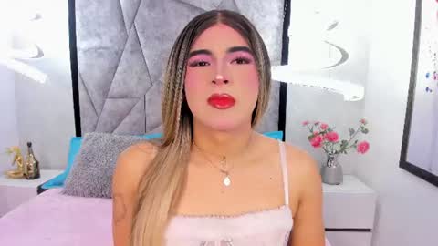 camirauxx online show from 06-15-26, 10:01
