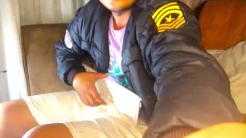 camivaron online show from 02-10-25, 07:04