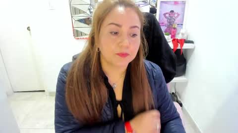 camixxx_m online show from 05-25-26, 11:16