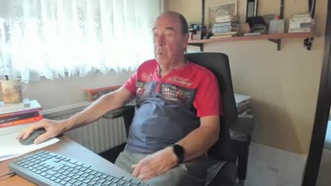 Cammee online show from 07-27-26, 07:37