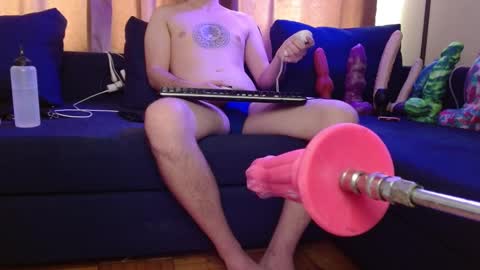 Snapshot of camzlut4u chatting on 02-22-25, 07:58 mark the Slut online show from 02-22-25, 07:58