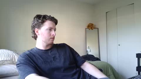 Snapshot of canadianstud18 chatting on 01-28-25, 08:47 Devon online show from 01-28-25, 08:47