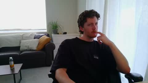 Snapshot of canadianstud18 chatting on 03-05-25, 05:50 Devon online show from 03-05-25, 05:50