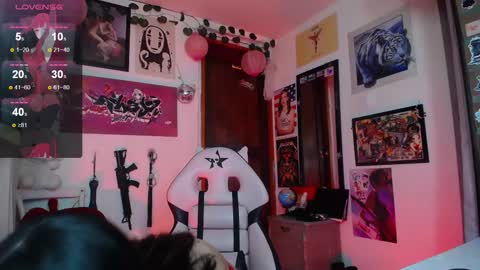 Snapshot of cancer420_ chatting on 02-11-25, 01:51 Elizabeth666 online show from 02-11-25, 01:51