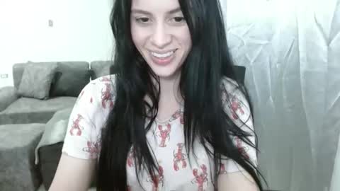 Snapshot of candacesxhot chatting on 11-12-25, 01:06 cumorsmooke online show from 11-12-25, 01:06