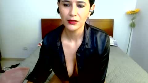 Carolina online show from 06-29-26, 04:40