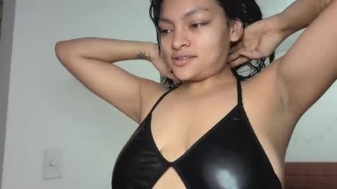 Snapshot of candela___ chatting on 05-22-26, 09:04 Cancela online show from 05-22-26, 09:04