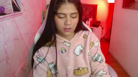 Snapshot of candela_smith chatting on 10-14-25, 05:14 Candelaria online show from 10-14-25, 05:14