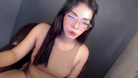 Snapshot of candi_blows chatting on 01-13-26, 07:02 Candi online show from 01-13-26, 07:02
