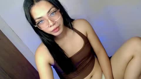 Snapshot of candi_blows chatting on 02-17-26, 11:22 Candi online show from 02-17-26, 11:22