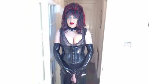 candi smokes online show from 04-17-26, 12:52