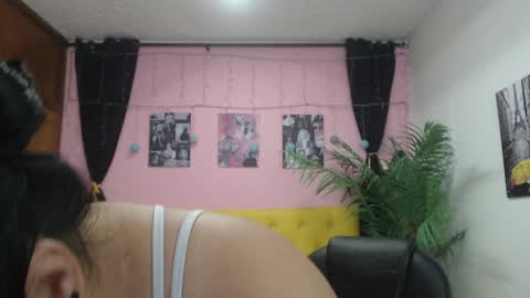 Candy  online show from 01-29-25, 01:17