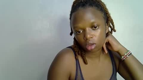 candiemaya online show from 04-21-26, 09:59