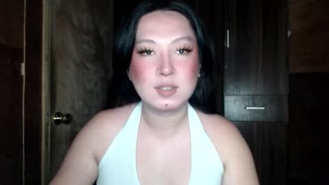 Snapshot of candiiice18 chatting on 03-17-26, 02:27 candiiice18 online show from 03-17-26, 02:27
