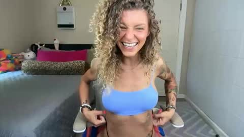 Candi may online show from 05-19-26, 02:34