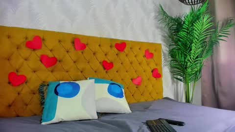 candise online show from 09-20-25, 04:46