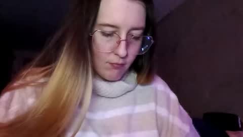 Candi online show from 11-15-25, 09:28