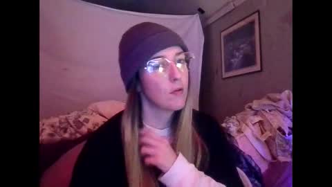 Candi online show from 11-23-25, 02:11