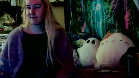 Candi online show from 03-16-26, 04:40