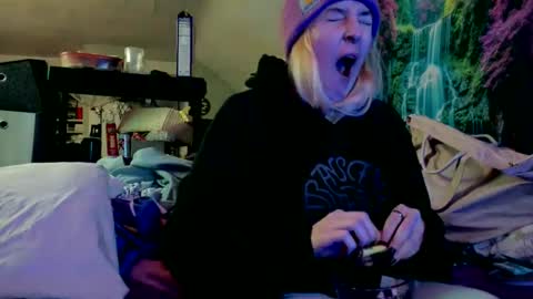 Candi online show from 03-23-26, 03:16