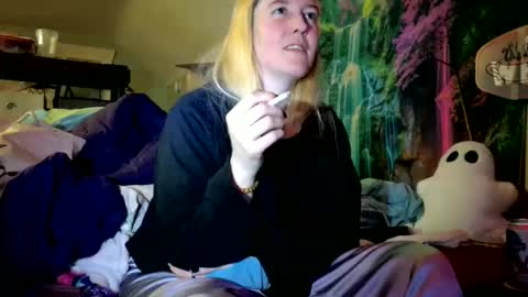 Candi online show from 03-26-26, 02:28