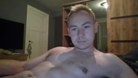 Snapshot of candy_boy_xoxo chatting on 05-09-26, 04:45 candy_boy_xoxo online show from 05-09-26, 04:45