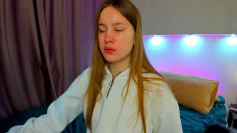 Snapshot of candy_cansew chatting on 09-14-25, 12:10 Candy online show from 09-14-25, 12:10