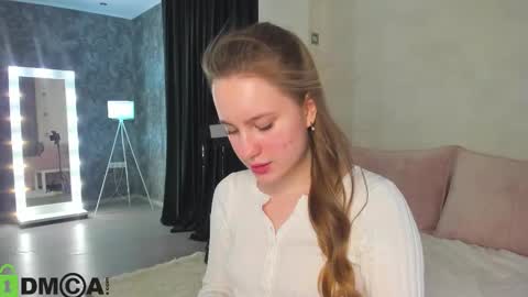 Snapshot of candy_cansew chatting on 10-20-25, 09:21 Candy online show from 10-20-25, 09:21