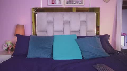Paula 3 online show from 07-18-26, 07:17