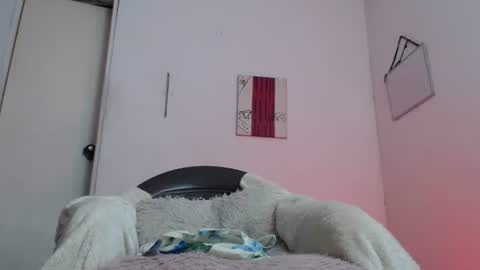 Snapshot of candy_cumyy1 chatting on 12-22-24, 06:26 candy_cumyy1 online show from 12-22-24, 06:26