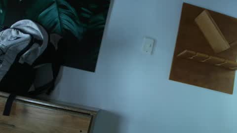 Jolie online show from 04-25-26, 09:01