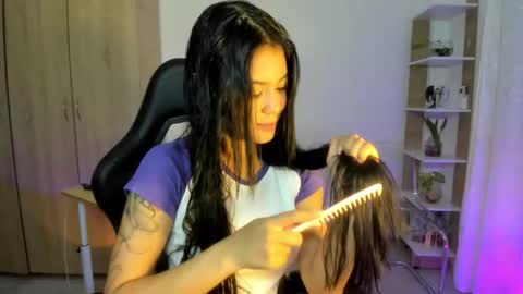 Nickol online show from 11-13-25, 08:19