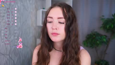 Snapshot of candy_leya chatting on 10-19-25, 05:19 Leya online show from 10-19-25, 05:19