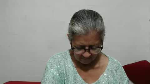 candy online show from 10-12-25, 11:20