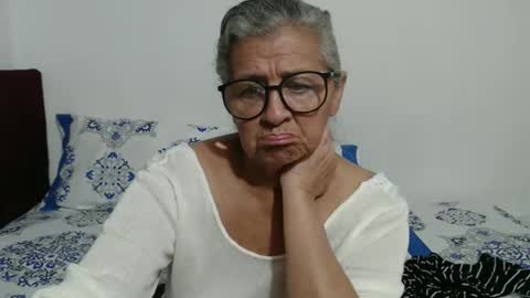 candy online show from 04-25-26, 11:35