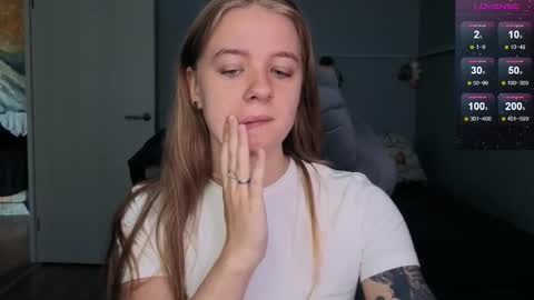 Megan online show from 09-11-25, 09:31