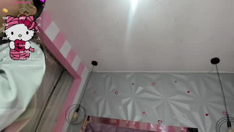 Ania online show from 10-18-25, 01:01