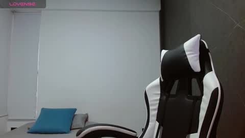  Candy  online show from 01-08-26, 11:56