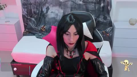 Snapshot of candy_summer28_ chatting on 10-31-25, 07:59 CANDY online show from 10-31-25, 07:59