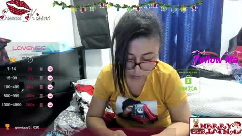 candy_val online show from 12-12-24, 06:47