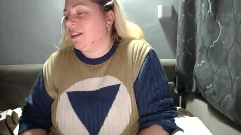 Laura online show from 10-16-25, 05:58