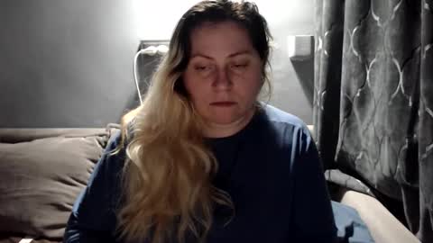 Laura online show from 02-11-26, 09:53