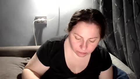 Laura online show from 03-30-26, 06:53